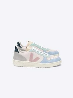 Women's Veja V-10 Sneaker